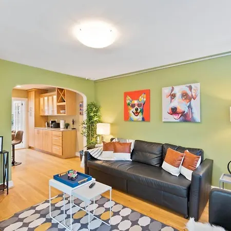 Beautiful 3Br 2Ba Colonial House By Cozysuites Alexandria Exterior foto