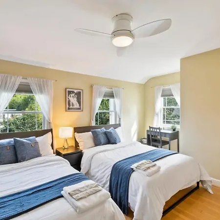 Beautiful 3Br 2Ba Colonial House By Cozysuites Alexandria Exterior foto