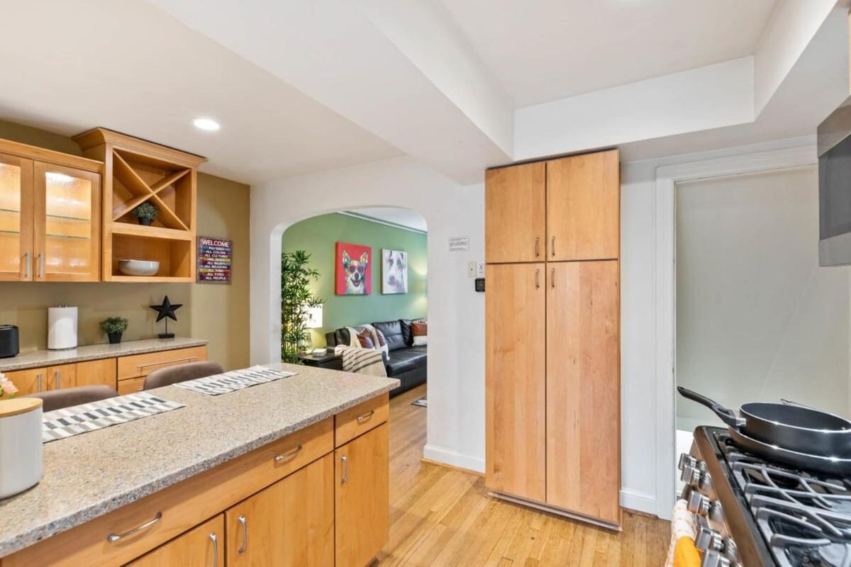 Ferienhaus Beautiful 3br 2ba Colonial House By Cozysuites