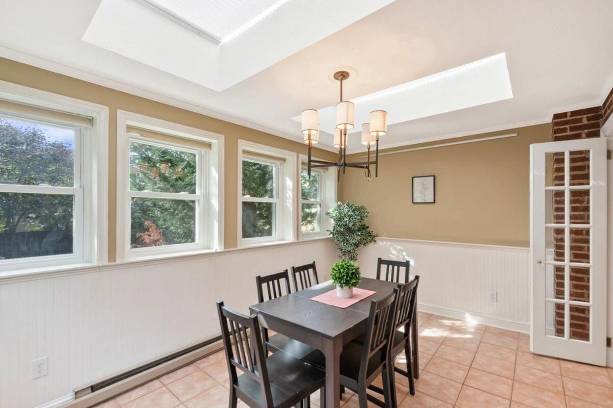 Ferienhaus Beautiful 3br 2ba Colonial House By Cozysuites