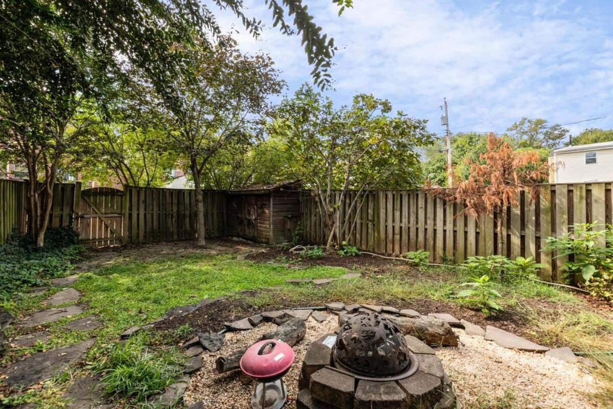 Beautiful 3br 2ba Colonial House By Cozysuites Ferienhaus